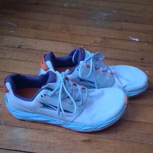 Altra Womens 9 Running Shoes